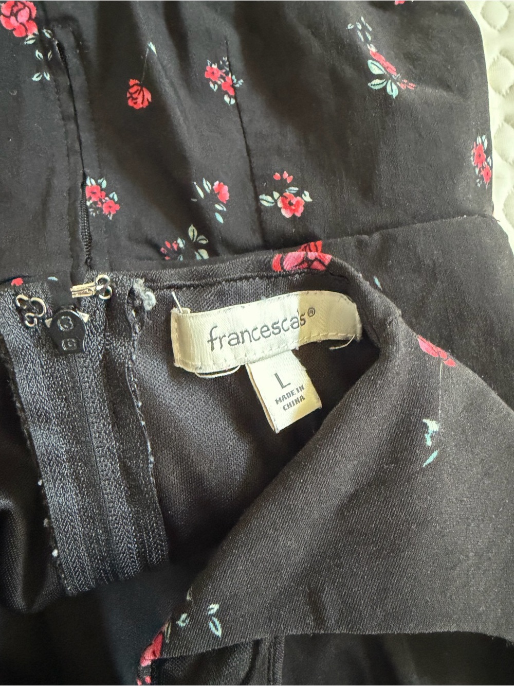 Francesca’s tie shoulder dress with red flowers - Picture 2 of 2
